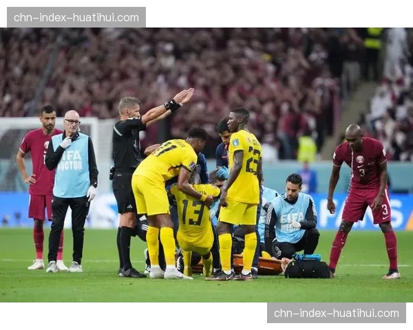 厄瓜多尔防守组织纪律，区域联防与越位陷阱的协同执行